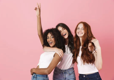 ¿Por qué siento tanto calor e irritación durante la regla? ¿Pueden ayudarme las toallas sanitarias refrescantes?